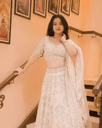 Escort Dantewada